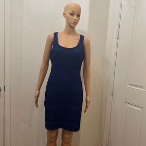 Guess Dress Sz 6 Scoop Neck Sleeveless Mini Navy Blue Crotchet Lace Gold Zipper